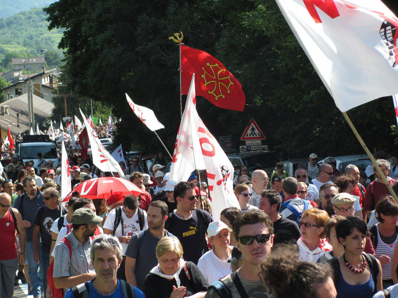 02_11-07-03-manif-madda-4